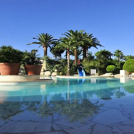 Cannes, La Palme D'or Apartment *